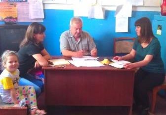 Мешканці селища Новобудова отримали правову допомогу від Першого полтавського МЦ з надання БВПД