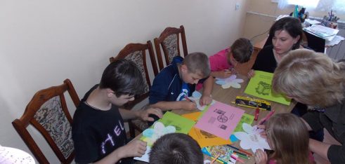 Триває співпраця з соціальними працівниками щодо захисту прав дітей