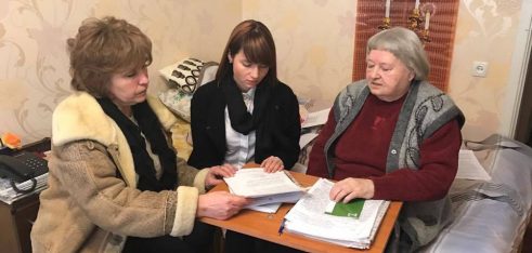 Представники Другого місцевого центру з надання БВПД захищають права постояльців одеського будинку милосердя щодо незадовільних умов утримання їх в установі