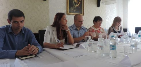 Посилення співпраці між адвокатурою і державою заради покращення якості правової допомоги обговорили у Кіровограді