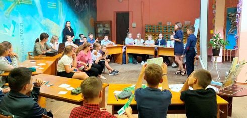 В Олександрії учнів навчали як правильно розпізнати ознаки булінгу