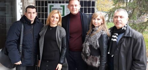Правники здійснили мобільний виїзд до селища Широке