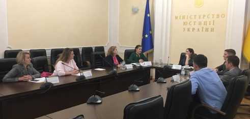 Пілотний проєкт з відновного правосуддя для неповнолітніх подовжено ще на рік