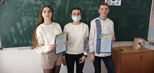 “Правовий калейдоскоп” та “відновне правосуддя”: фахівці Сарненського МЦ побували у Немовицькому ліцеї