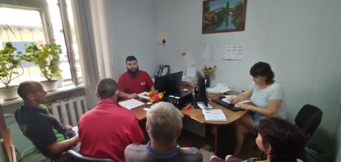Клієнтам пробації Новосанжарщини розповіли про заборону паління у громадських місцях
