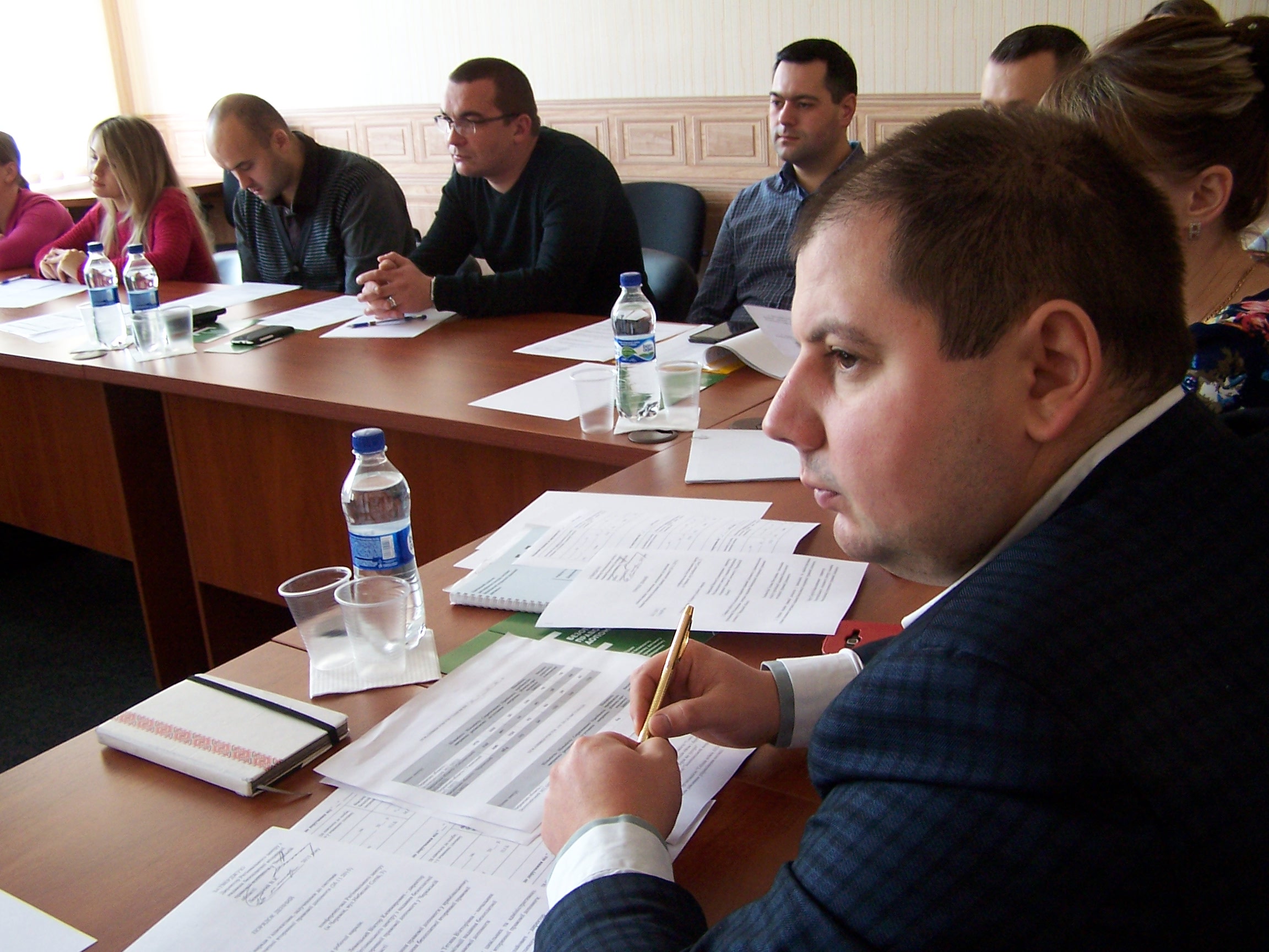 робоча нарада з директорами і працівниками місцевих центрів з надання БВПД