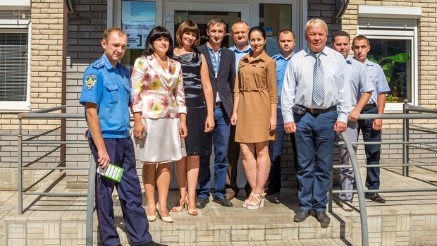 uman-buro-04