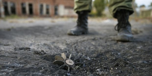 1413805442 9747 minomet lugansk ato reuters