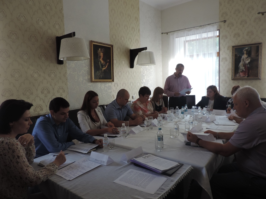 Засідання круглого столу 23.09.2015