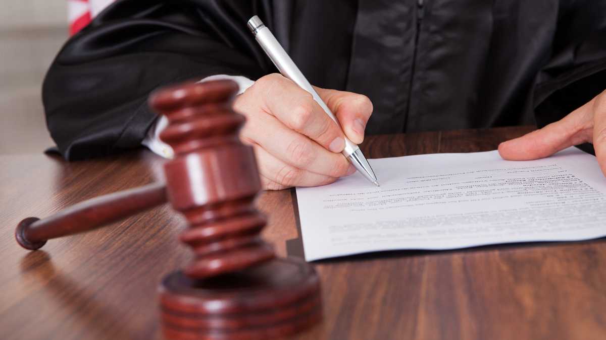 l gavel1200-1